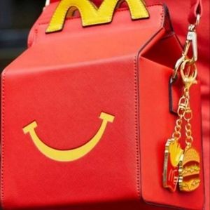 Super cute ! Happy meal purse Brandnew never used